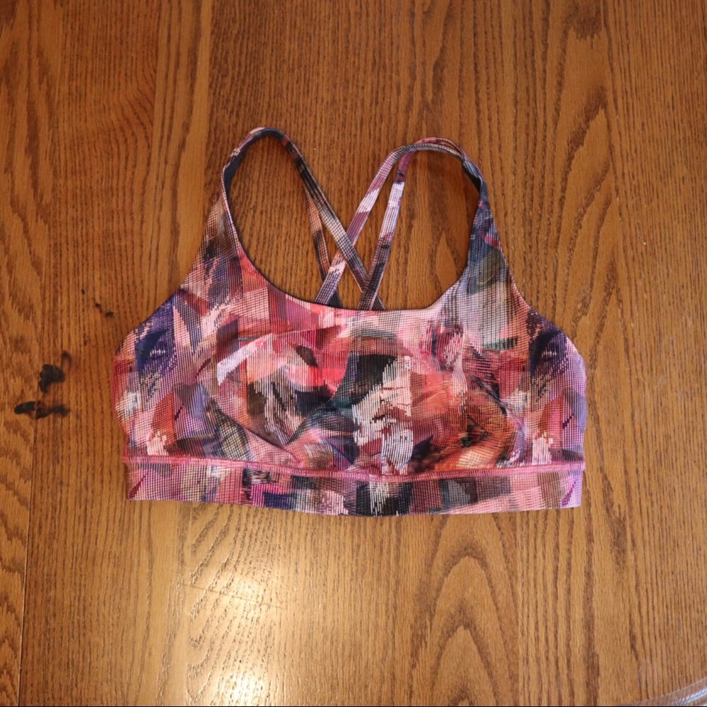 Lululemon Energy Bra
* Pink/Purple/White color
* Size 10
* Gently Used